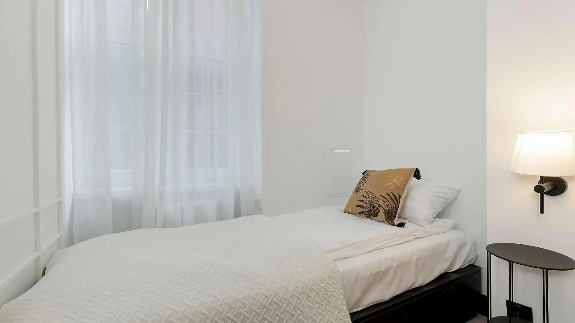 Luksusowy Apartament W Gdansku Przy Motlawie I Rynku Z Biurkiem Do Pracy Zdalnej By Noclegi Renters